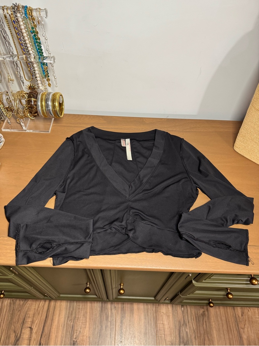Free People Movement v-neck long sleeve cropped top
